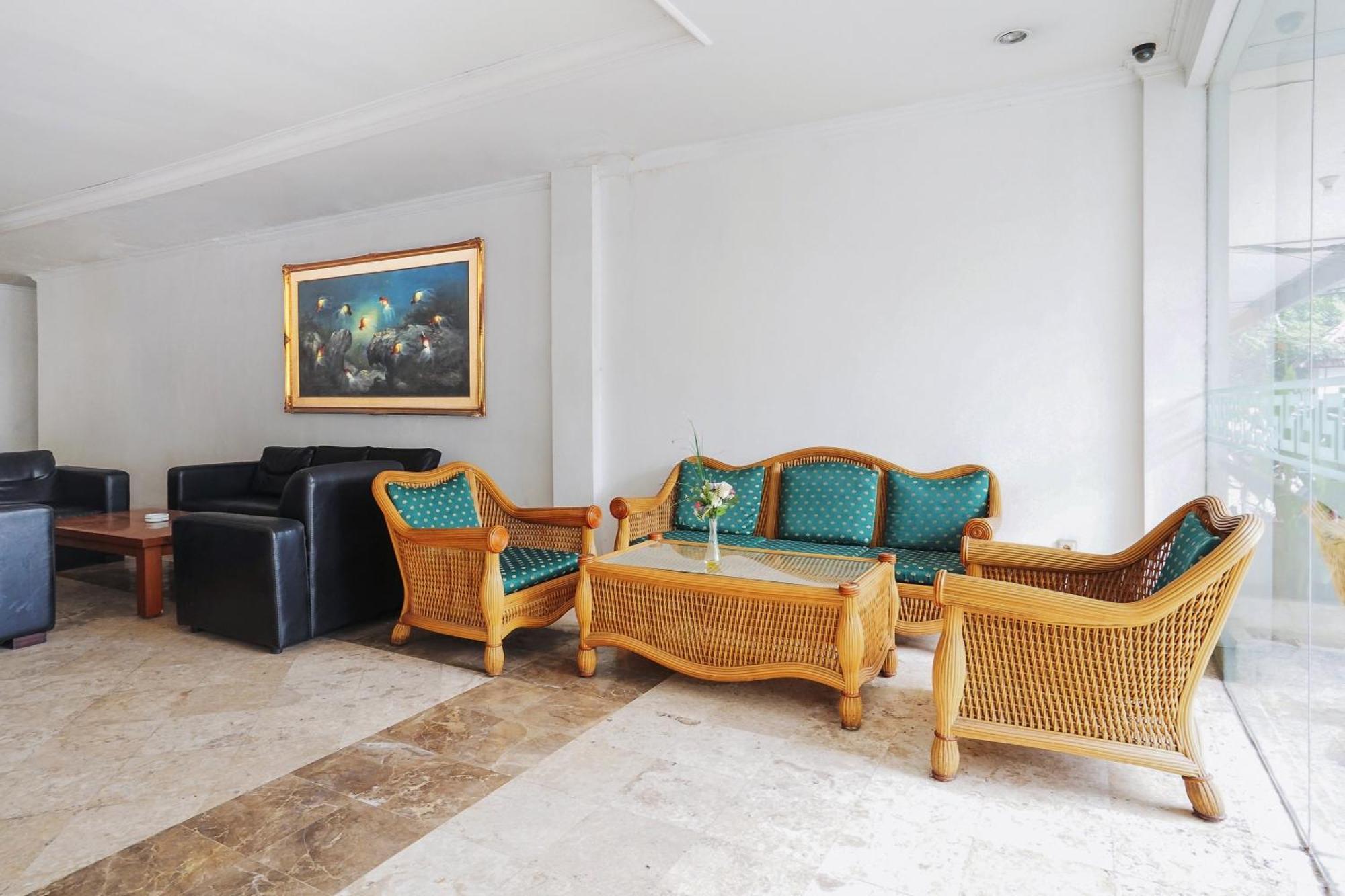 מלון סוראבאיה Istana Permata Ngagel מראה חיצוני תמונה