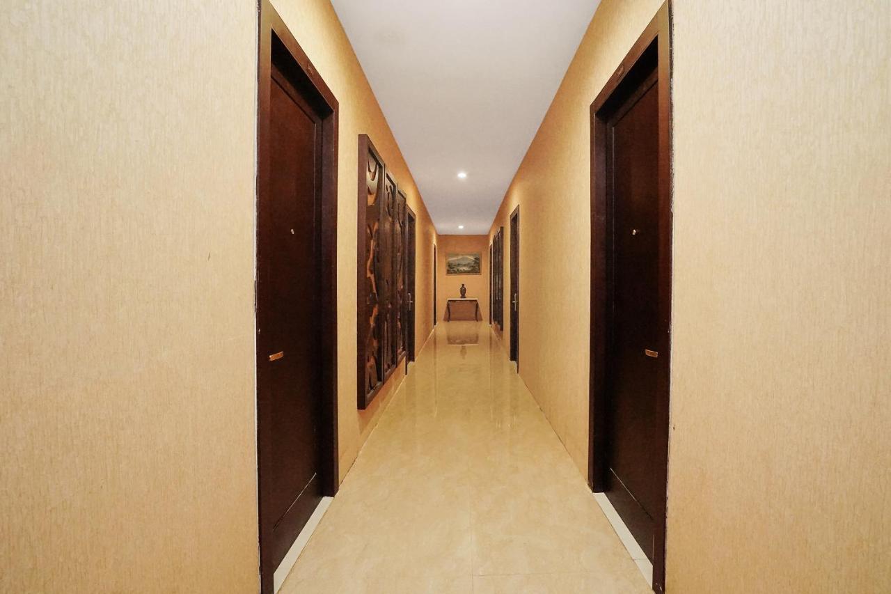 מלון סוראבאיה Istana Permata Ngagel מראה חיצוני תמונה